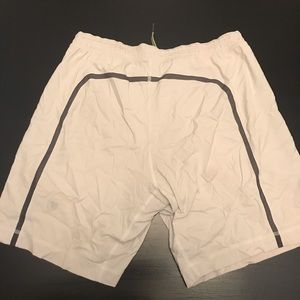 Lululemon pace breaker shorts size M 9” inseam